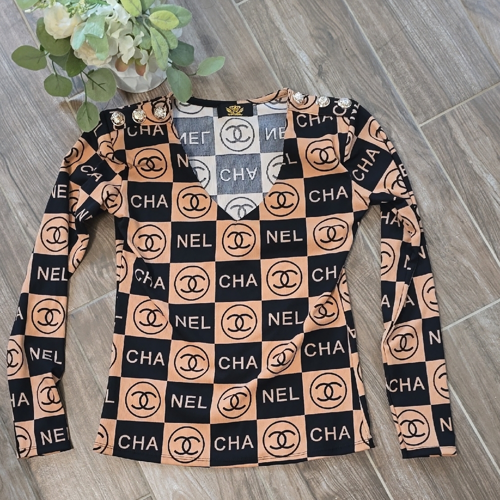 top  CHANEL Print  Black and Tan Logo Patterned Top